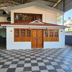 Hotel Bharatham Heritage, Kannur